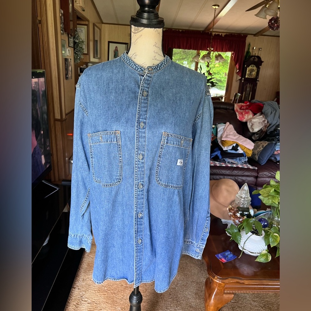 Men’s Calvin Klein Jeans button down jean shirt
